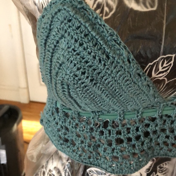 Xhilaration Green crochet size XS adjustable halter / swim top - Picture 3 of 11